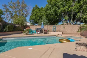12730 Avondale - Image 2