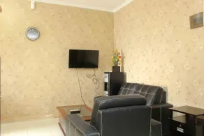 Cozy Stay 2Br Ancol Marina Apartment - Image 3
