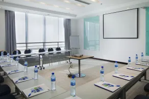 Holiday Inn Express Wujiaochang - Image 5