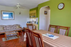 Two Bedroom Apartment With Pool Located in a Quiet Community - Image 5