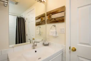 Crestview Place - Image 2