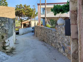 Traditional Hilltop Maisonette With sea View - Image 5