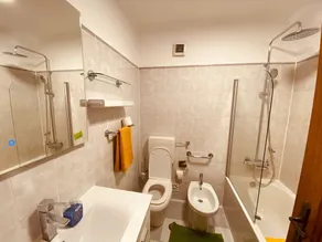 Mouro Rivers House Remarkable 3 bed Apartment - Image 5