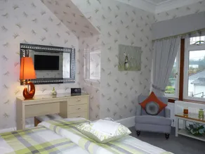 Muirholm Bed & Breakfast - Image 2