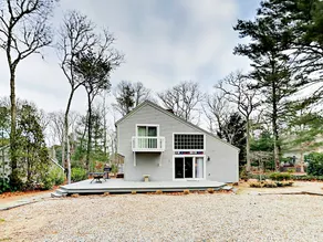 Newly Renovated  In New Seabury 3 Bedroom Home - Image 4