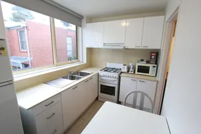 Drummond Serviced Apartments - Image 2