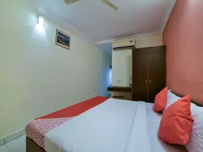 OYO 16533 Hotel Sudarshan - Image 2