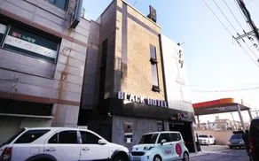 Pohang Haedodong Black - Image 3