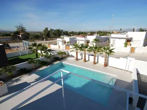 Luxury Villa in San Fulgencio With Private Pool - Image 5