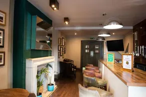 Kings Hotel Stokenchurch - Image 2