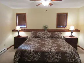 The Crest 200-j 1 Bedroom Condo by Redawning - Image 2