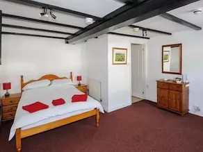 The George Inn - Image 3