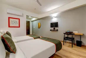 OYO Townhouse 166 Sector 38 Gurgaon - Image 2