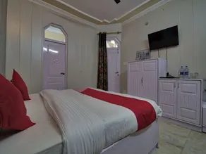 hotel lake view - Image 2