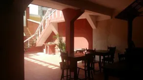Vargas Hotel - Image 5
