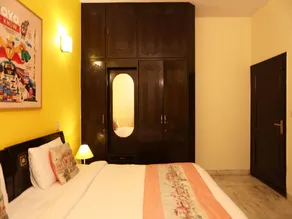 OYO Flagship Noida Spice Mall - Image 5