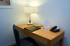 Amity Apartment Hotel South Yarra - Image 4
