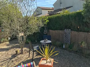 Petite maison avec piscine - Image 3