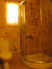 Serenity Cave Suites - Image 5
