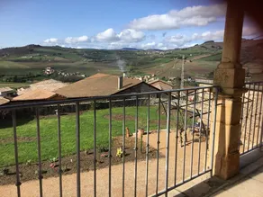 Studio in Leynes, With Furnished Garden and Wifi - 5 km From the Beach - Image 5
