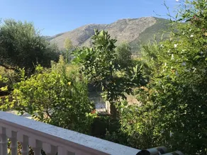 2-bed House in Alykes With Mountain Views - Image 5