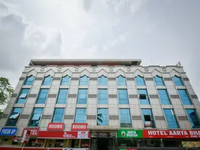 OYO 15226 Crystal Residency - Image 4