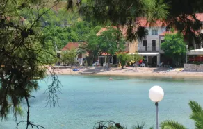 Nice Home in Zuljana With Wifi and 5 Bedrooms - Image 2