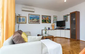 Amazing Home in Rtina With Wifi and 4 Bedrooms - Image 4