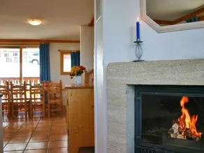 Chalet in La Plagne with Ski-in/Ski-out Access - Image 4