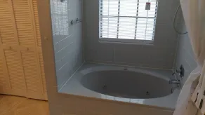 Avis House - Image 3