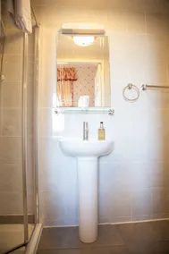 Alba Hills Guest House - Image 4