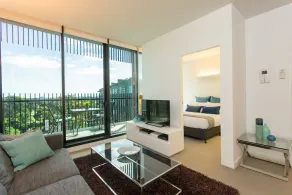 Wyndel Apartments St Kilda Views, Melbourne - Image 5