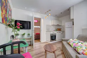 TLV Bauhaus Apartments - Image 4