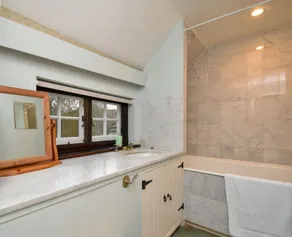 17Th Century Cottage - Image 4