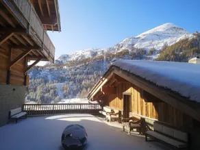 Chalet Carte Blanche Raven - Image 5