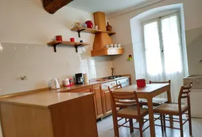 Beautiful Apartment near the Beach - Image 5