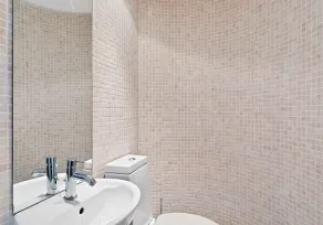 Modern Boho Studio - Super Central - In Private Mews - Fast Wifi - Image 5