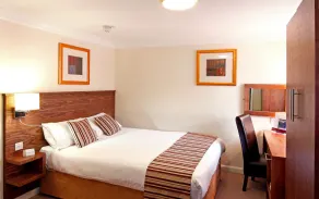 Wolverhampton Goldthorn Hotel - Image 2
