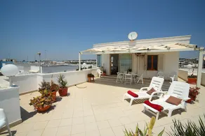 Attico sul mare fronte spiaggia climatizzato - Image 4