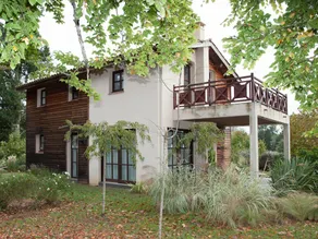 Detached Luxury Villa in a Nature Reserve With a Castle - Image 4