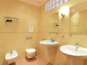 Delightful Villa in Algarrobo With Beach Near - Image 2