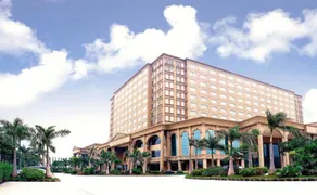 OYC Crown Prince Hotel - Image 3