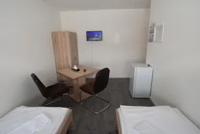 Messezimmer AB Apartments - Image 4