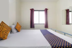 SPOT ON 37095 Sai Sidhi Lodge - Image 2