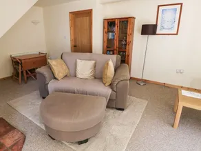Jo's Place - Image 5