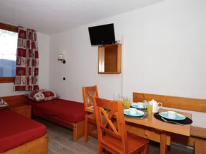 Well-furnished Apartment in Méribel-mottaret at 1800m - Image 2