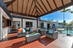Mermaid Island Beach House - Image 2