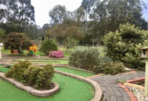 Pemberton Lodge, central location private minigolf - Image 2
