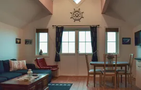 Awesome Home in Bakkasund With 2 Bedrooms and Wifi - Image 4