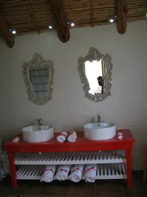 7 Church Street Guest House - Image 4